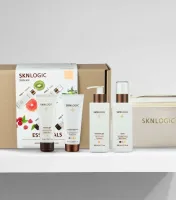 SKNLogic - Essentials Kit - Oily Skin (Cleanse Gel, Tone, Moist Gel Protect SPF 40 and Cosmetic Bag)
