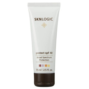 SKNLogic - Protect - Protect spf 40 (Broad Spectrum Sun UVA / UVB Protection)  - 75ml